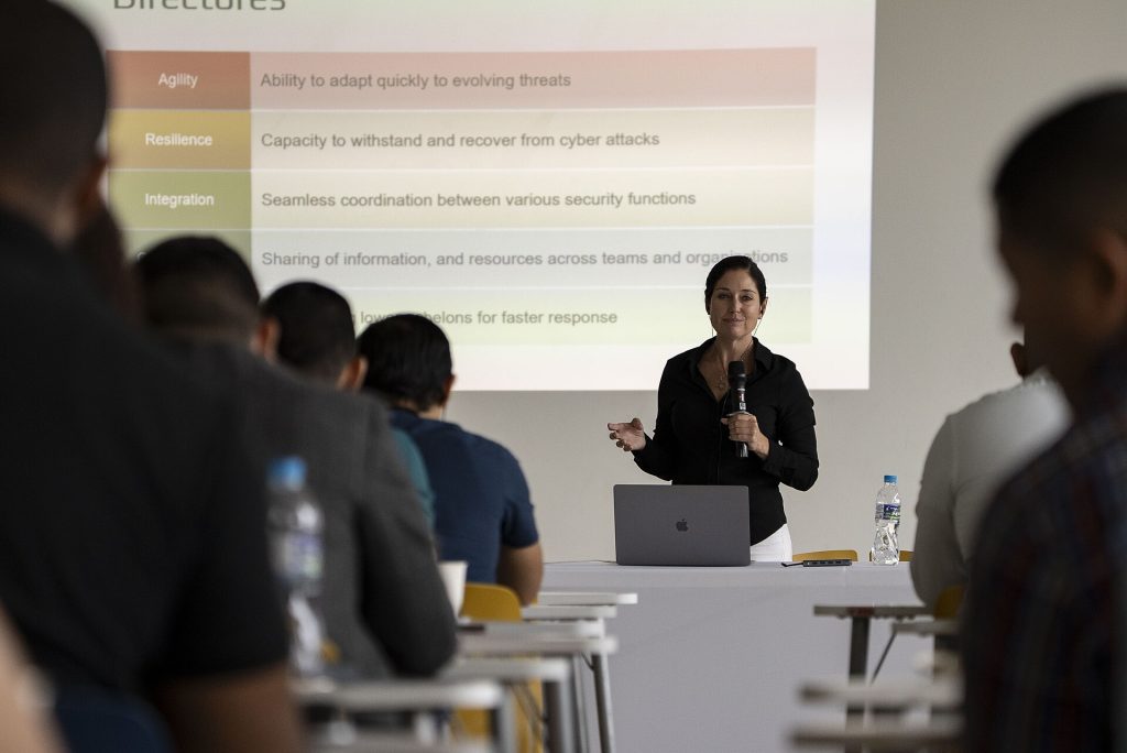 Missouri National Guard conducts cybersecurity exchange with Panamanian partners (9222715)