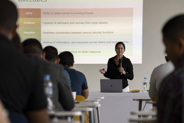 Missouri National Guard conducts cybersecurity exchange with Panamanian partners (9222715)